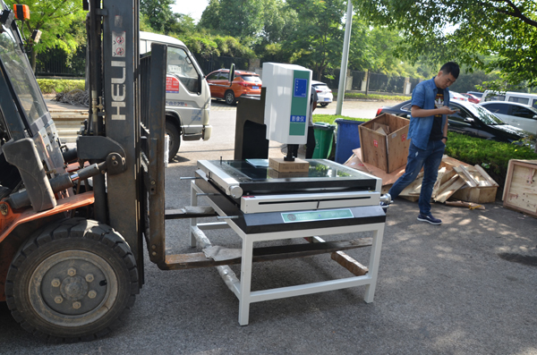 機器發(fā)貨現(xiàn)場